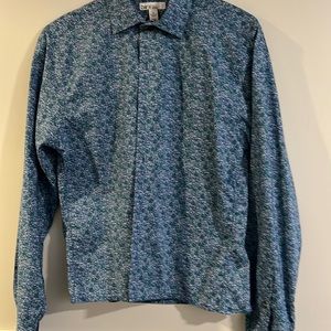 Young men’s bar iii xs button down shirt only wore few times